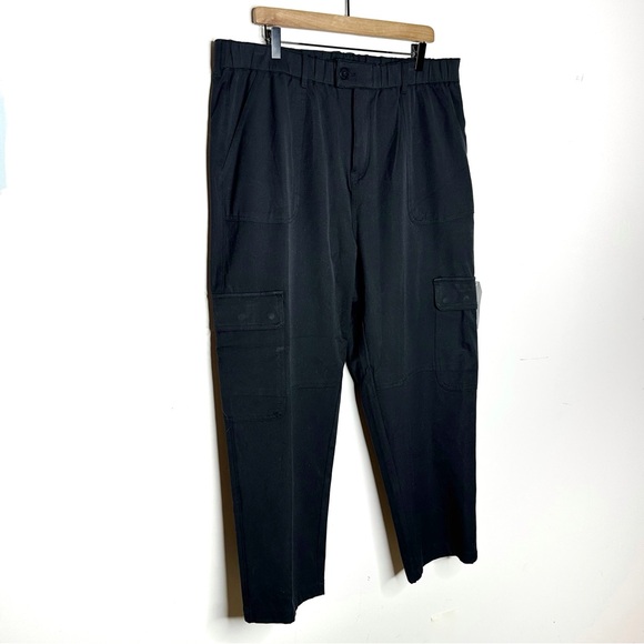 Universal Standard Karlee Stretch Cotton Twill Cargo Pants Black Size 18-20 NWT - Picture 4 of 11